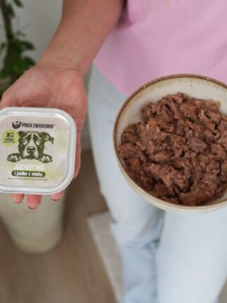 Karma Mokra TACKA Jagnięcina i Jabłko dla psa, 150 g