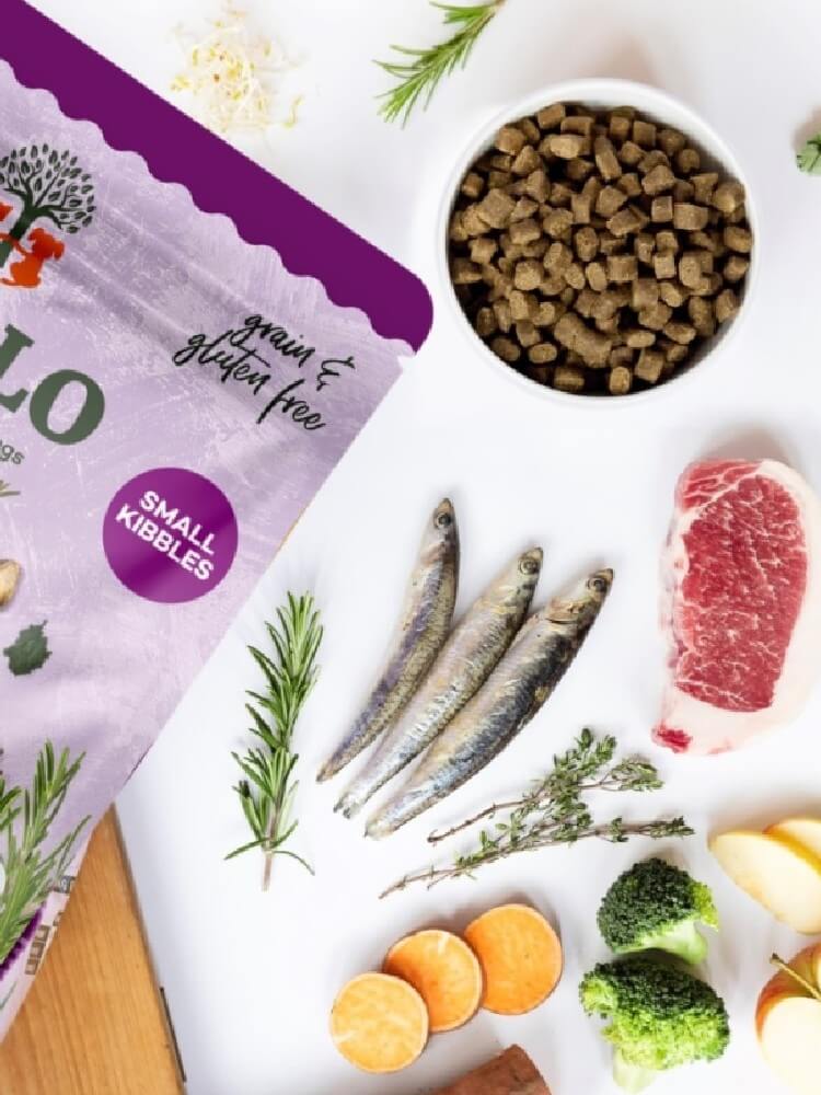 MINI Puppy – Wieprzowina Iberico i Ryby –  półwilgotna karma dla szczeniąt małych i miniaturowych ras, 700 g